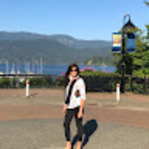 Meet your Posher, Sanja